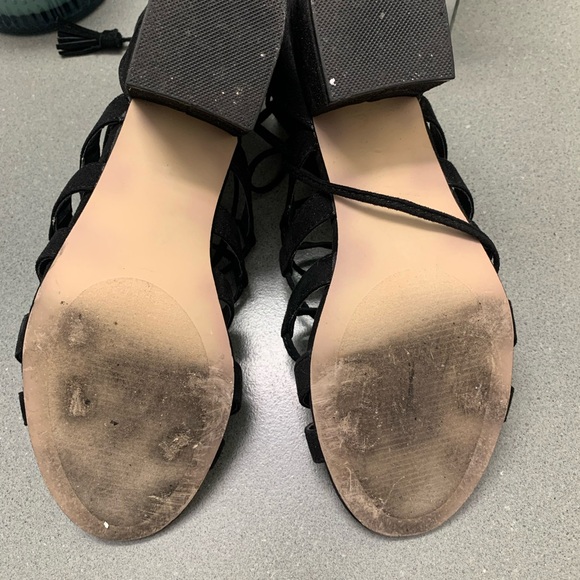 Black ladies Shoes with Comfortable Fit and Stylish Design - Picture 8 of 8